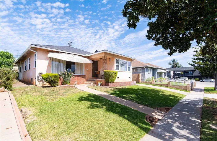 2204 W Victoria, Montebello, California 90640