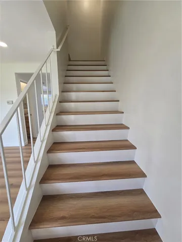 160 Greentree, La Habra, California 90631