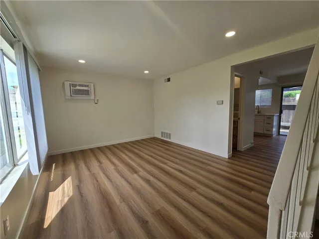 160 Greentree, La Habra, California 90631
