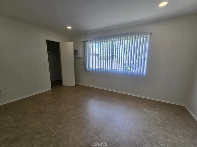 160 Greentree, La Habra, California 90631