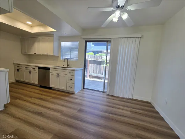 160 Greentree, La Habra, California 90631