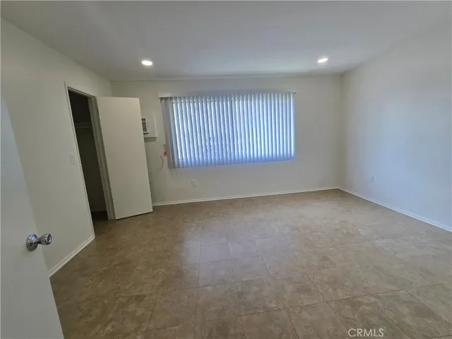 160 Greentree, La Habra, California 90631