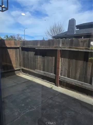 160 Greentree, La Habra, California 90631