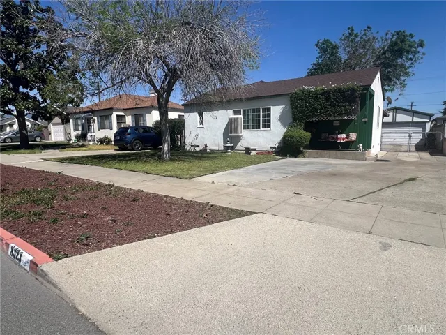 8323 Emerald Avenue, Fontana, California 92335