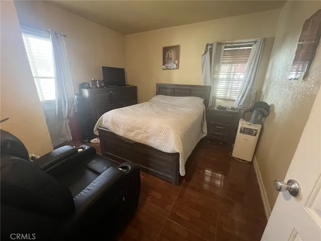 8323 Emerald Avenue, Fontana, California 92335
