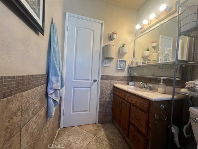 8323 Emerald Avenue, Fontana, California 92335