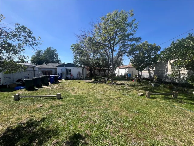 8323 Emerald Avenue, Fontana, California 92335