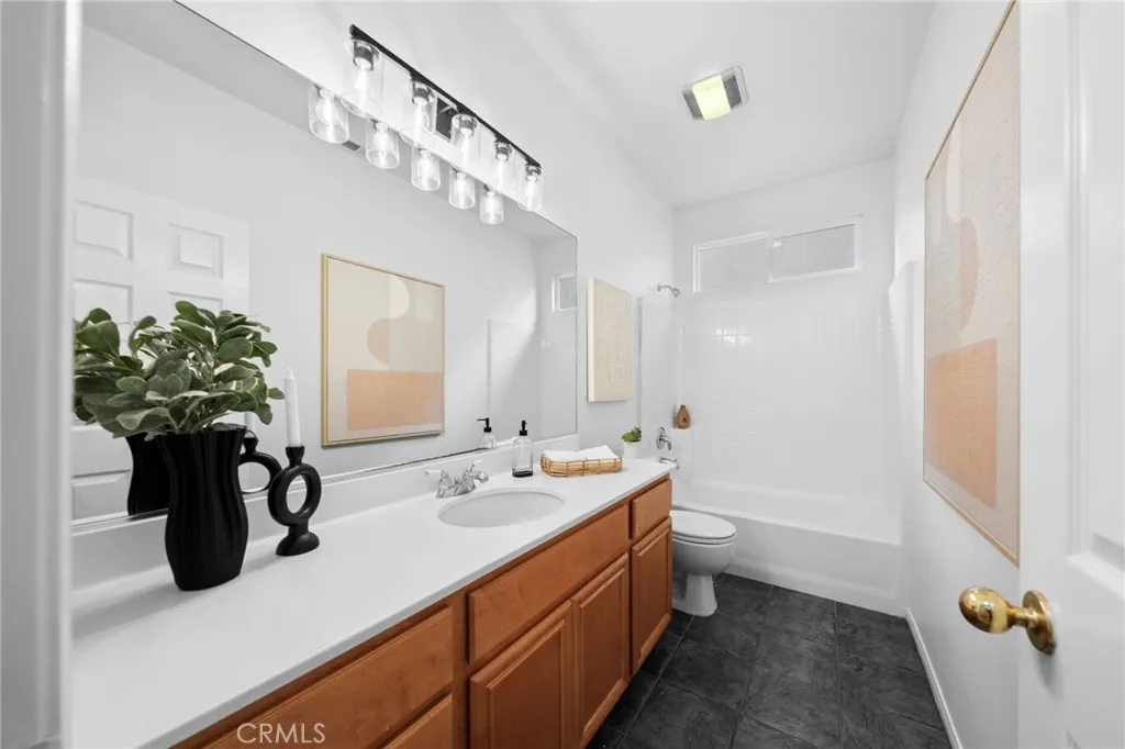 Main floor bathroom