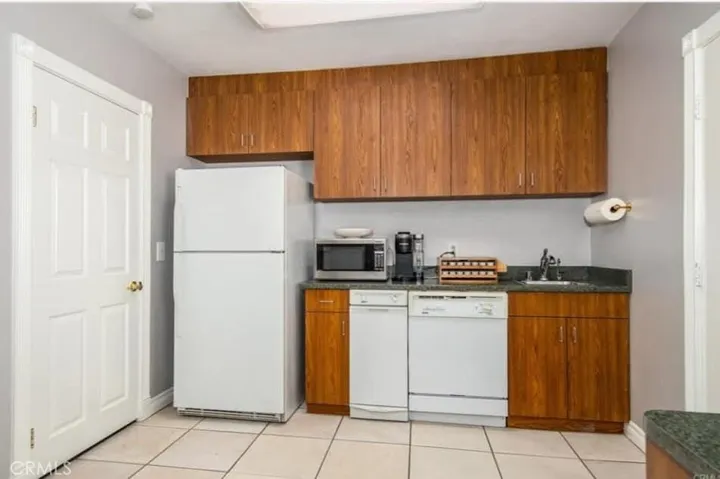 Kitchenette