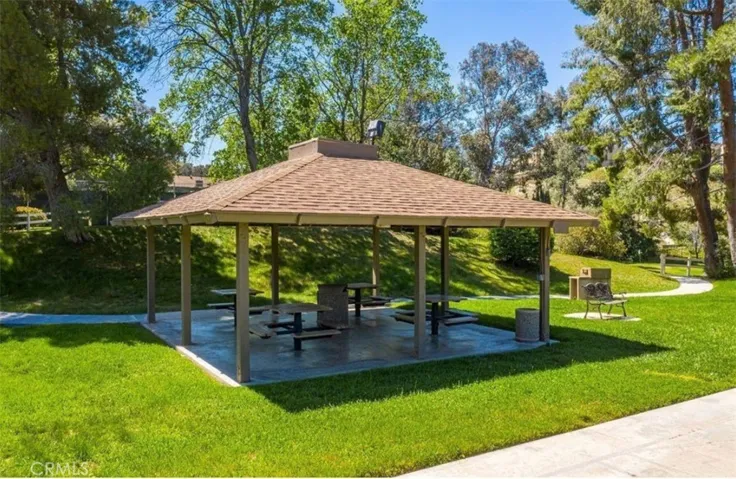 26172 Rainbow Glen, Newhall, California 91321