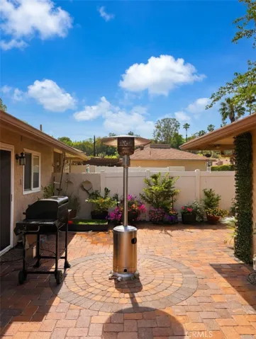 26172 Rainbow Glen, Newhall, California 91321