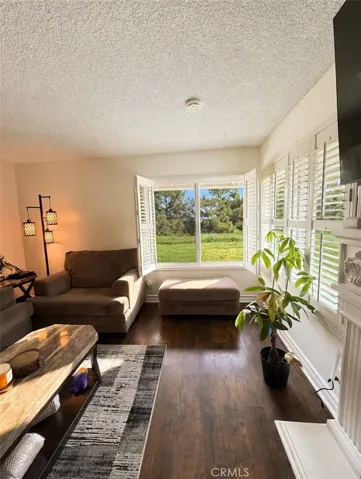 26172 Rainbow Glen, Newhall, California 91321
