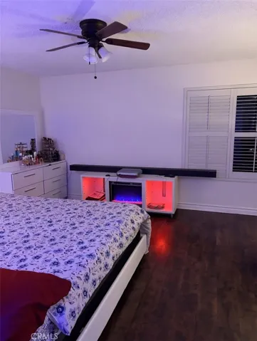 26172 Rainbow Glen, Newhall, California 91321