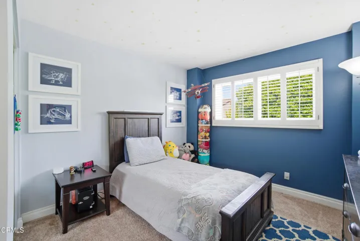 25_bedroom