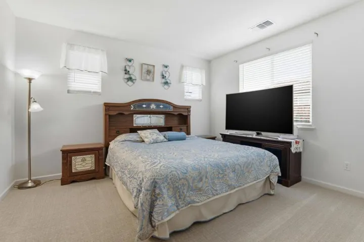 805 Klamath Way, Hollister, California 95023