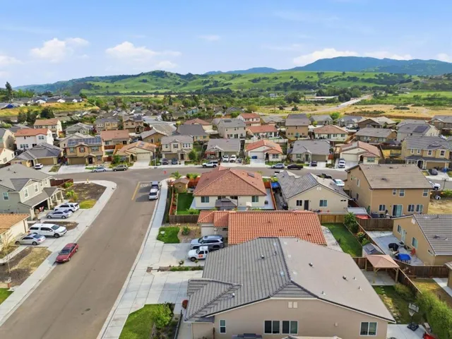 805 Klamath Way, Hollister, California 95023