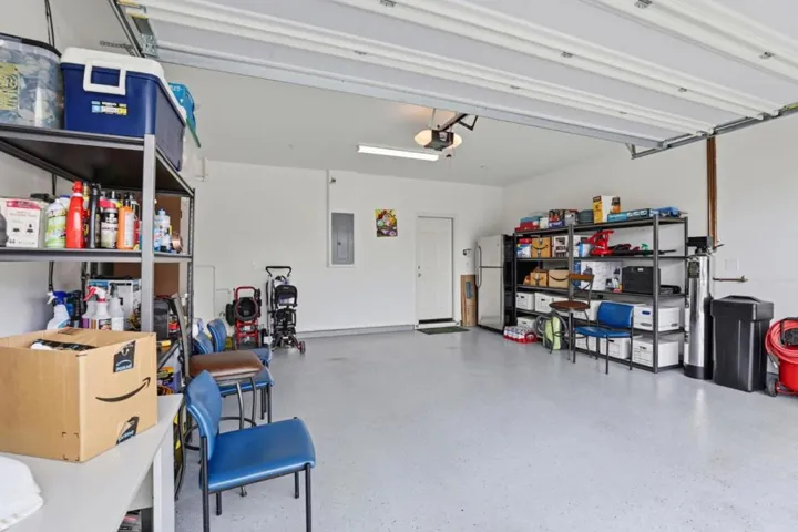 805 Klamath Way, Hollister, California 95023