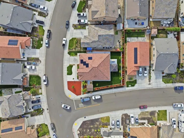 805 Klamath Way, Hollister, California 95023