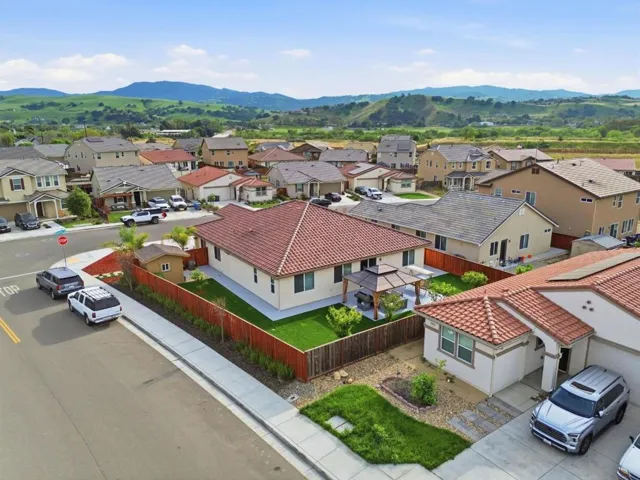 805 Klamath Way, Hollister, California 95023