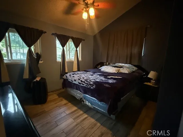 27135 Cabrera, Saugus, California 91350