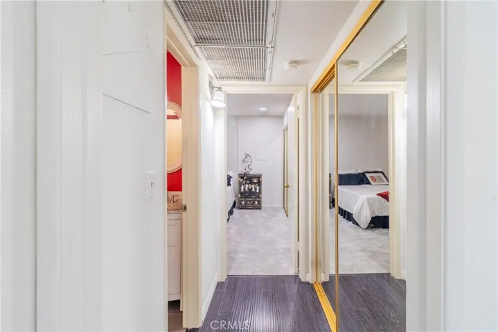 Refined bedroom 2 wing