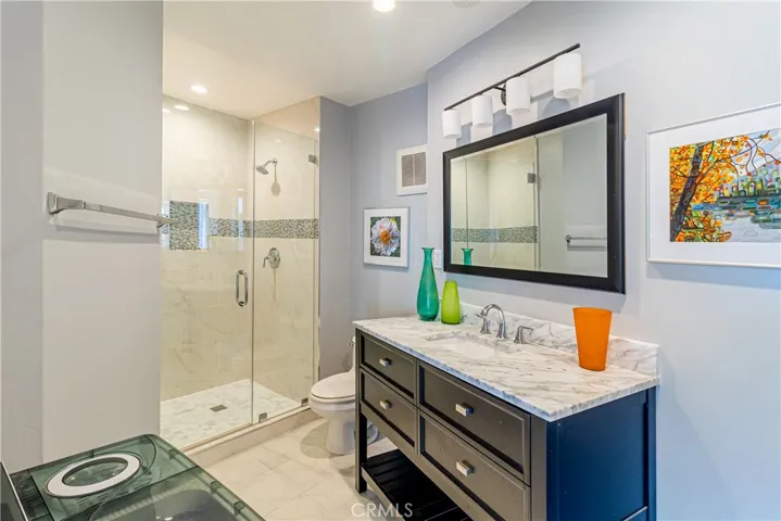 Elegant refined comfort/bath 1