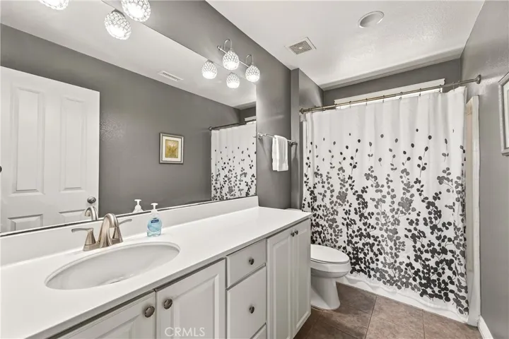 Secondary Bathroom
photo digitally enhanced