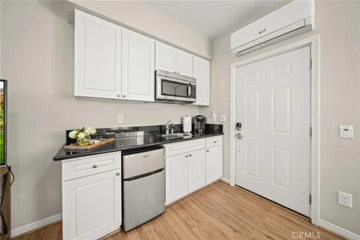 Apartment kitchenette