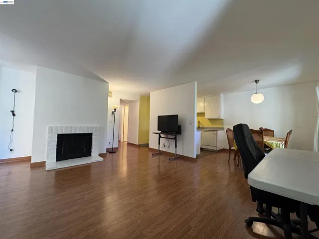 247 N Capitol Ave 271, San Jose, California 95127