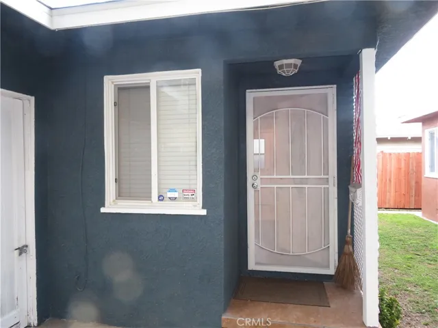 9833 Walnut Ave
