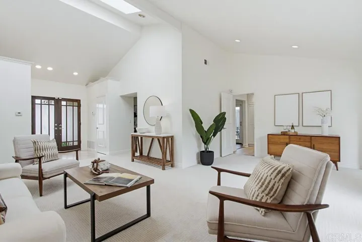 825 Santa Hidalga, Solana Beach, California 92075
