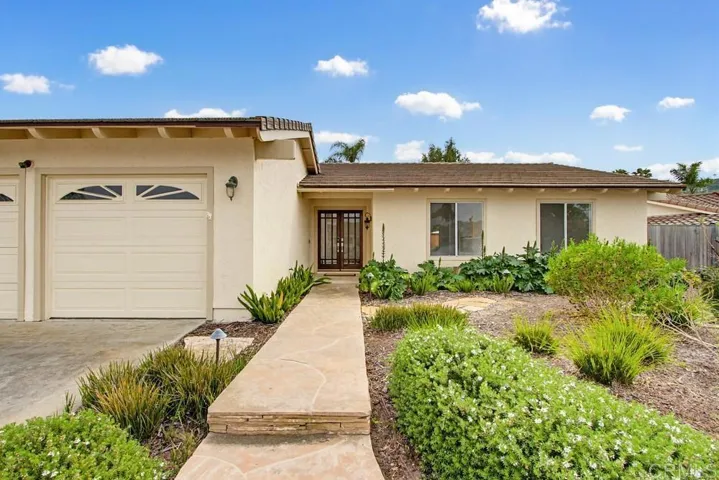 825 Santa Hidalga, Solana Beach, California 92075