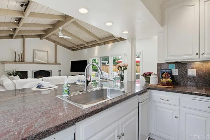 825 Santa Hidalga, Solana Beach, California 92075