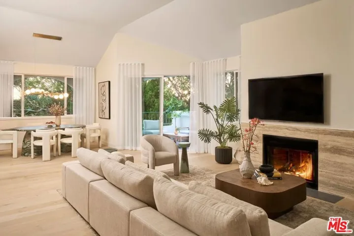 6489 Cavalleri Road 304, Malibu, California 90265