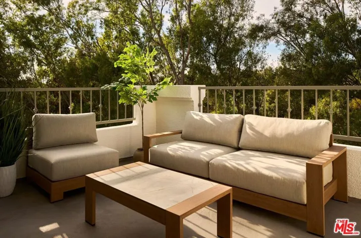 6489 Cavalleri Road 304, Malibu, California 90265