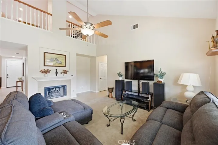 Large Loft above overlooks Family Room