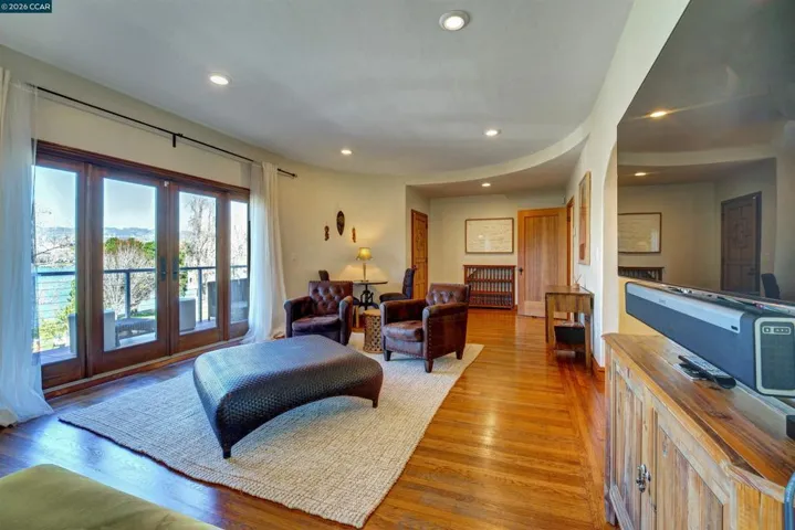 2038 LIVING ROOM