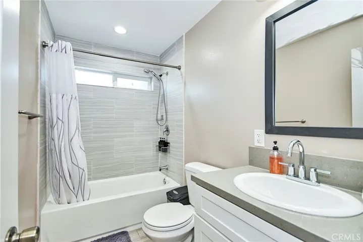 bathtub