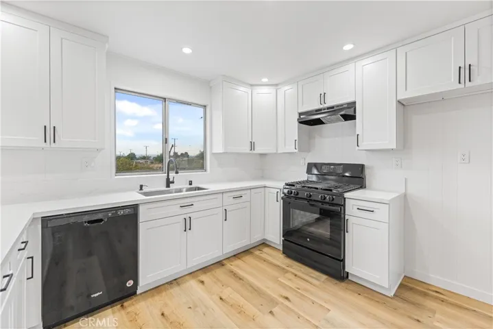 1992 Hillcrest Avenue, Rosamond, California 93560