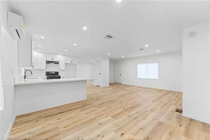 1992 Hillcrest Avenue, Rosamond, California 93560