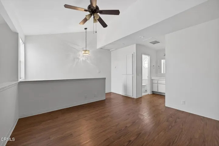 19-web-or-mls-UpmarketMedia-1235Osa-054