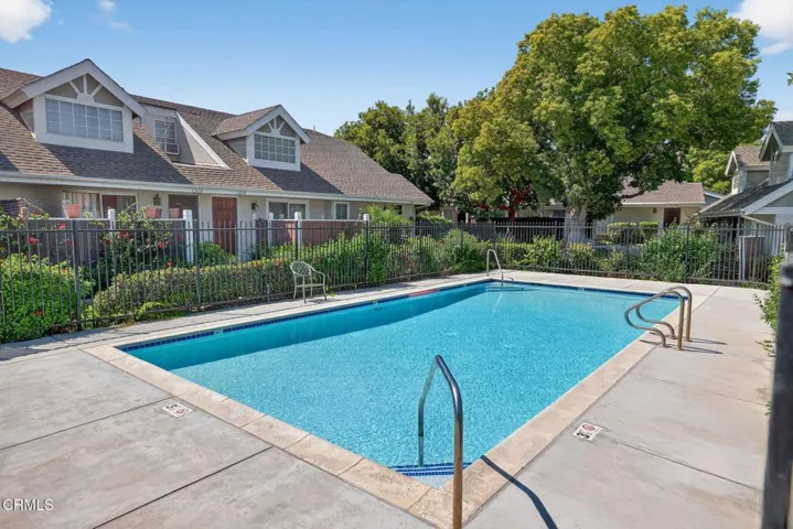 27-web-or-mls-UpmarketMedia_Nantucket-3