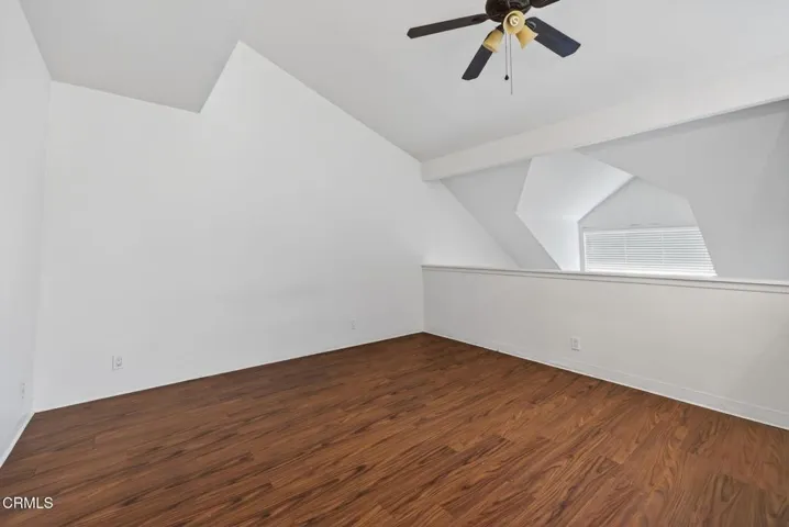 18-web-or-mls-UpmarketMedia-1235Osa-051