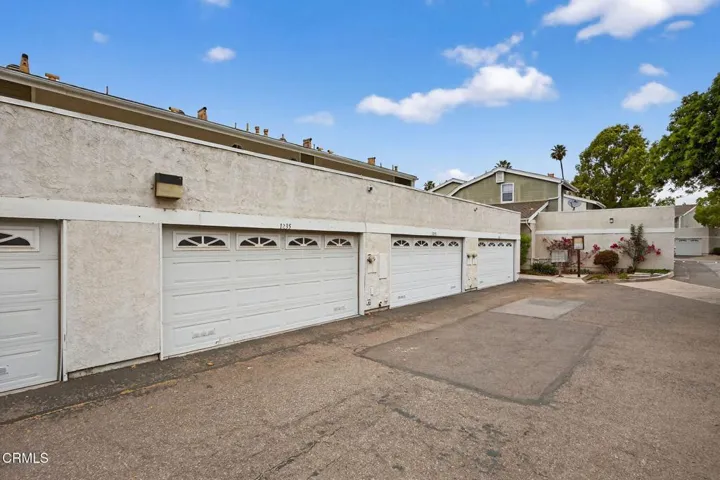 25-web-or-mls-UpmarketMedia-1235Osa-001