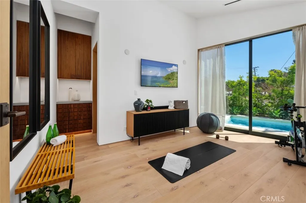 Zen yoga/fitness room