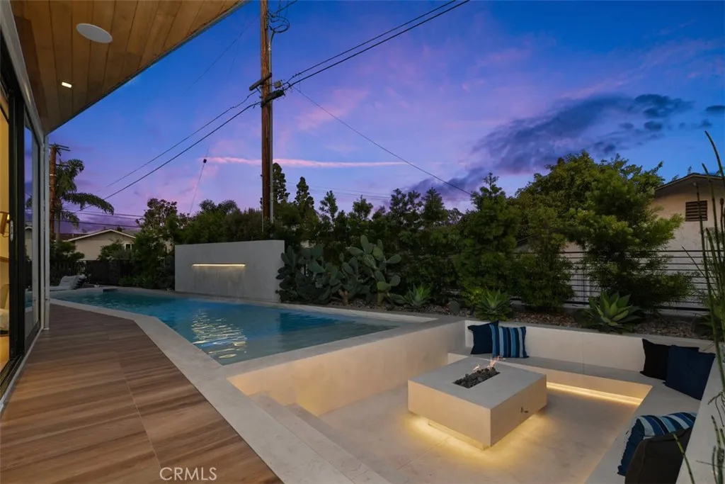 Beautiful sunsets to enjoy by the outdoor fireplace