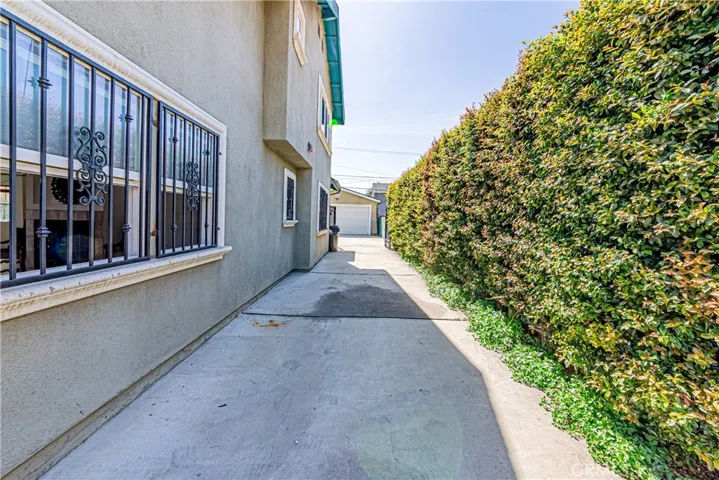 1812 W 48th, Los Angeles, California 90062