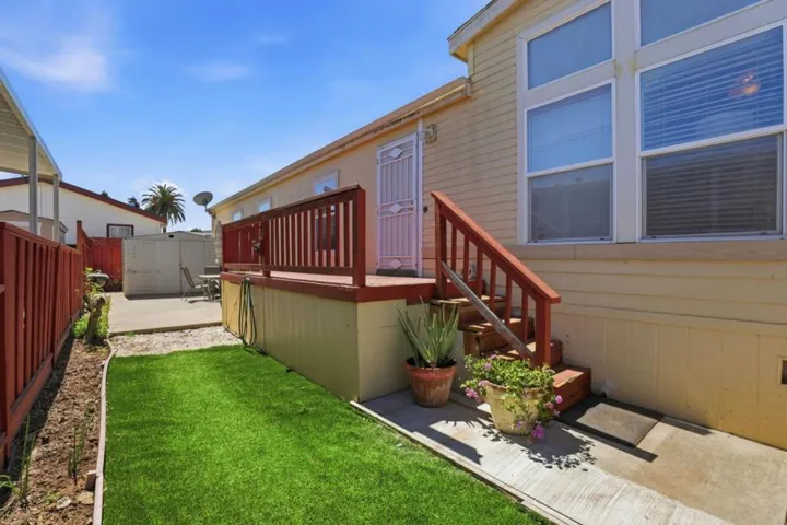 500 W 10th Street, Gilroy, California 95020