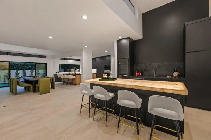 024_35-print-8m4a9681_248