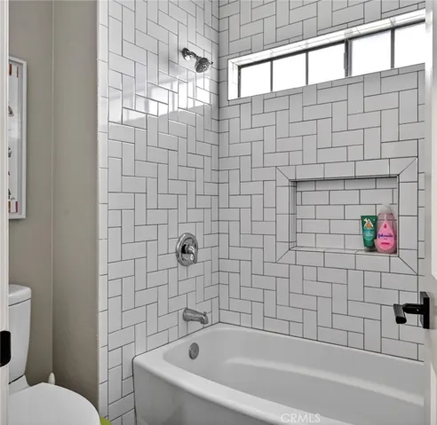Jack and Jill remodeled tub/shower
